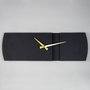 Wallity Origami Metal Wall Clock - APS097 Negro y Dorado